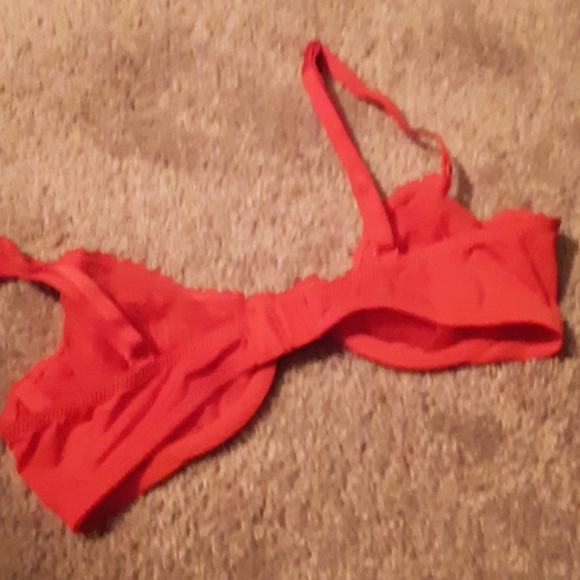 Victoria secret red bra - Picture 3 of 3